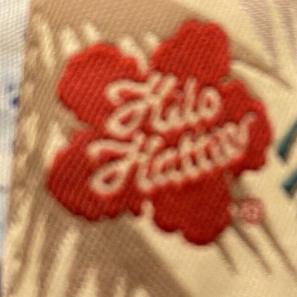 Vtg HILO HATTIE Made In USA Hawaiian Shirt Surfboards Palm Trees Men's Beachy L - Picture 6 of 7